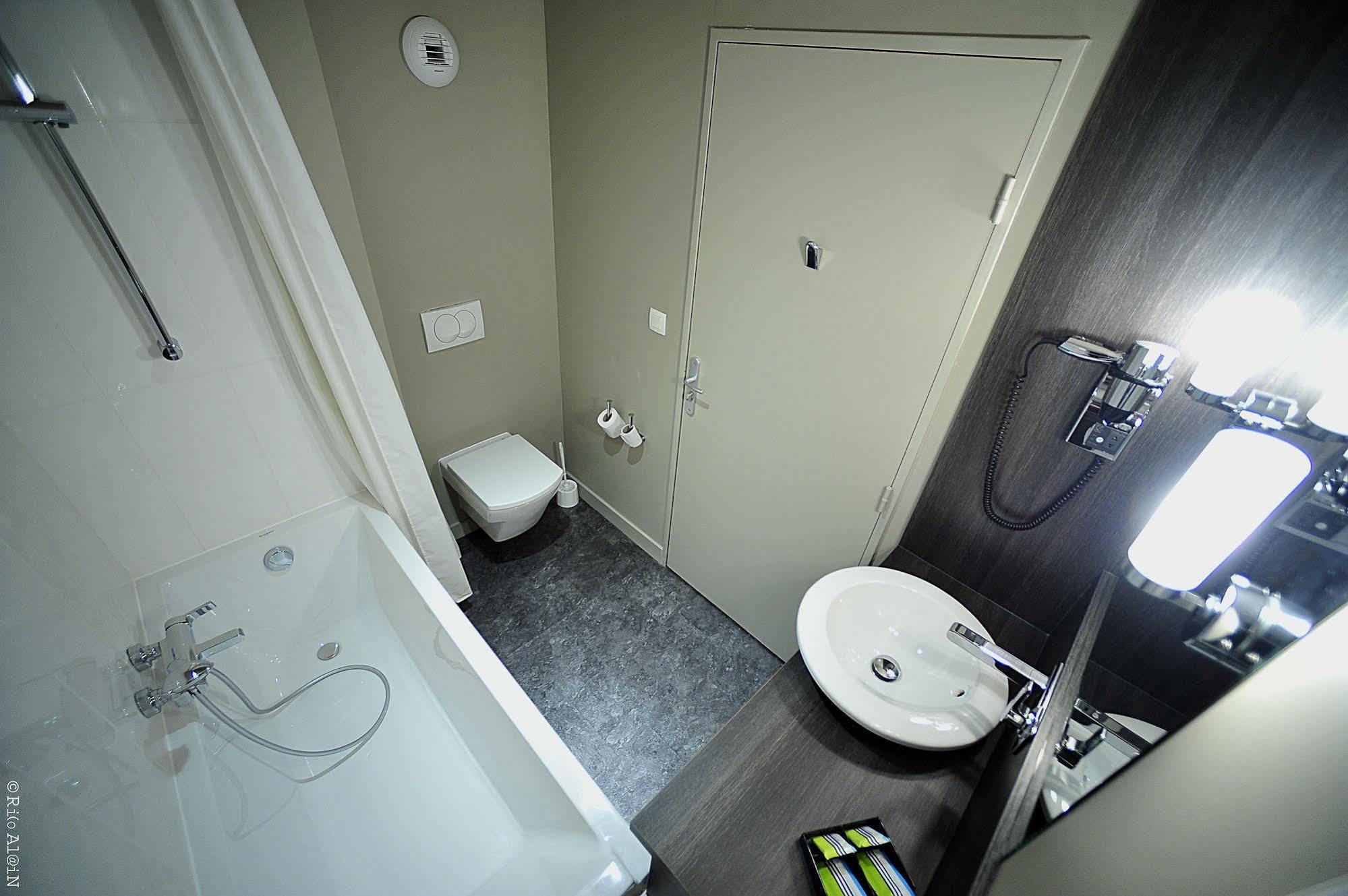 Residence Otelia Affaires & Bien-Etre Лион Экстерьер фото